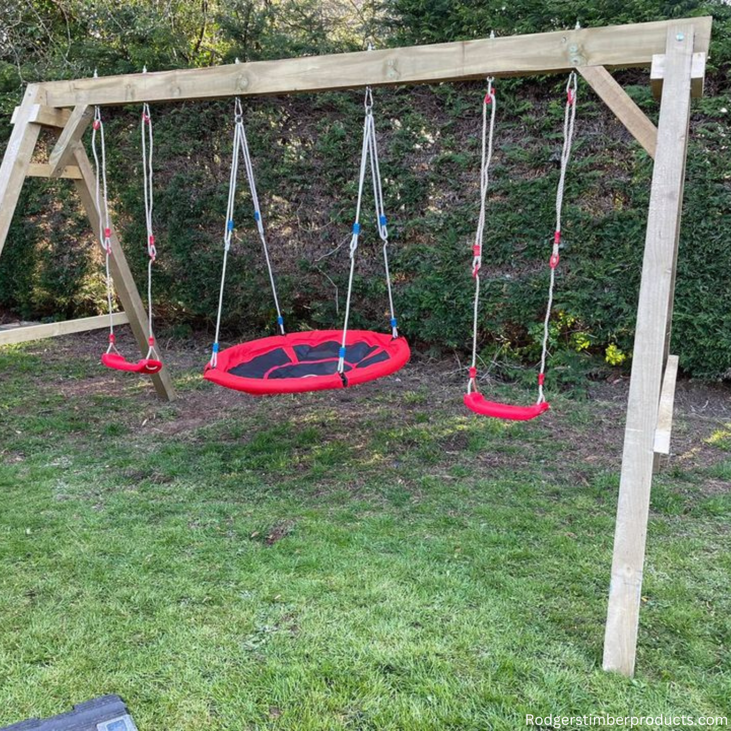 Kids Triple Swing Set With Nest Swing
