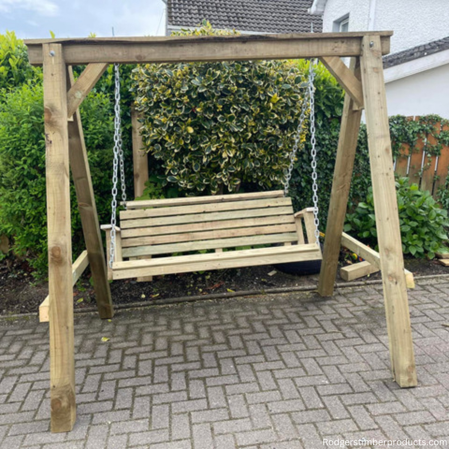 Modern Classic Swing Seat